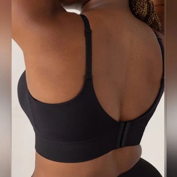 Seamless Cream Wireless Bra - Picture 5 of 6